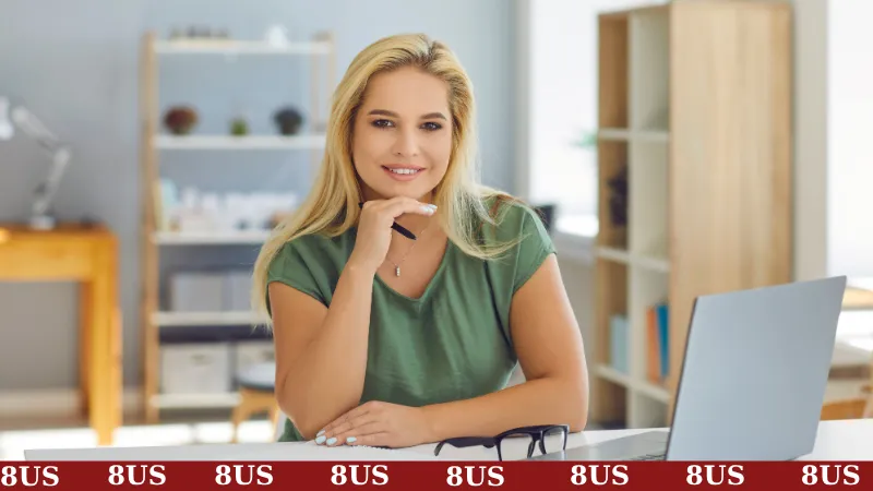 Tác Giả 8US 2 Tác giả 8US - Danni Trương có những đóng góp gì?